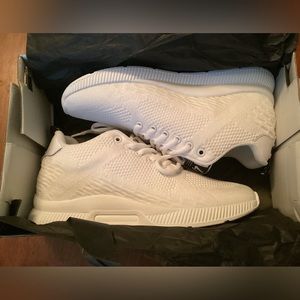 Conzuri Cloud Runners White M7 W8